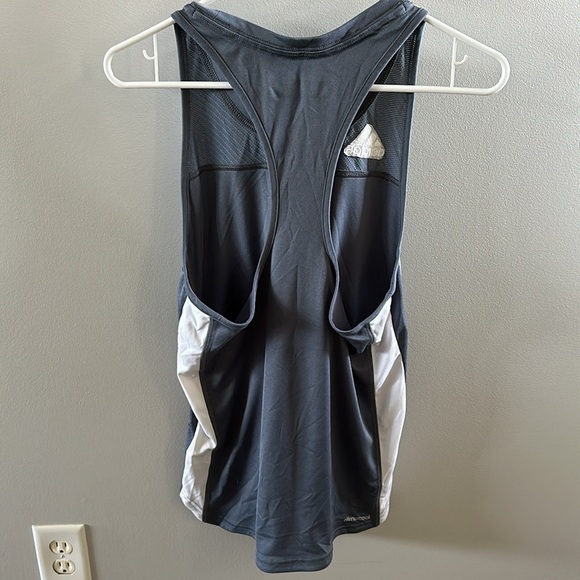 Adidas athletic racer back tank top - Picture 2 of 2